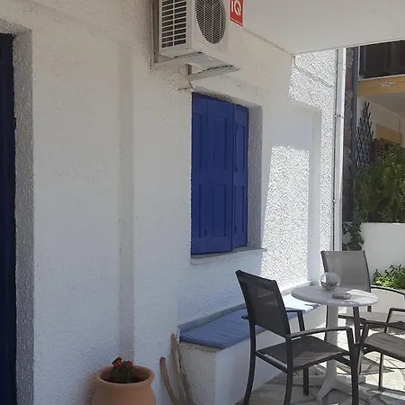 Aparthotel Mantos 1 2*
