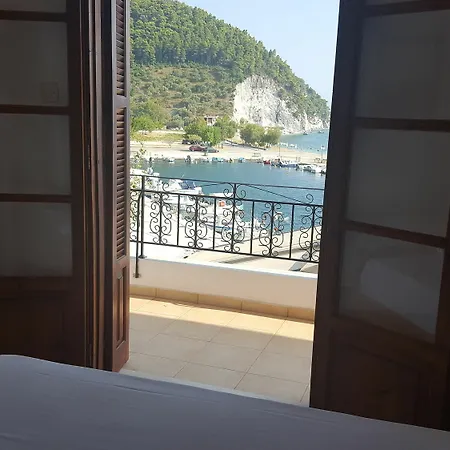 Mantos 1